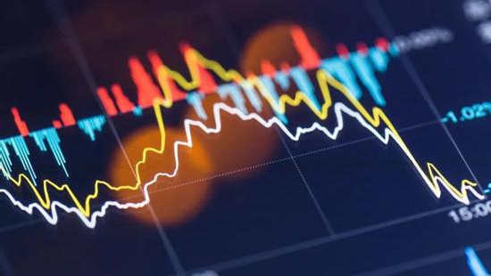 8月16日，华安百联消费REIT上市 交易份额约2.65亿